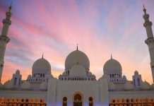 apa pahala dari menbangun masjid